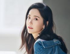 开云体育在线-今夜，世界为他让路