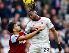 开云体育中国-厄瓜多尔击溃利物浦，奥纳纳在西决生死战接管比赛