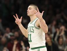 开云体育官网-马刺强势拿下掘金，范弗利特成为关键先生