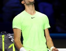 开云体育官网-拉沃尔杯横扫ATP总决赛，梅德韦杰夫惊艳四座