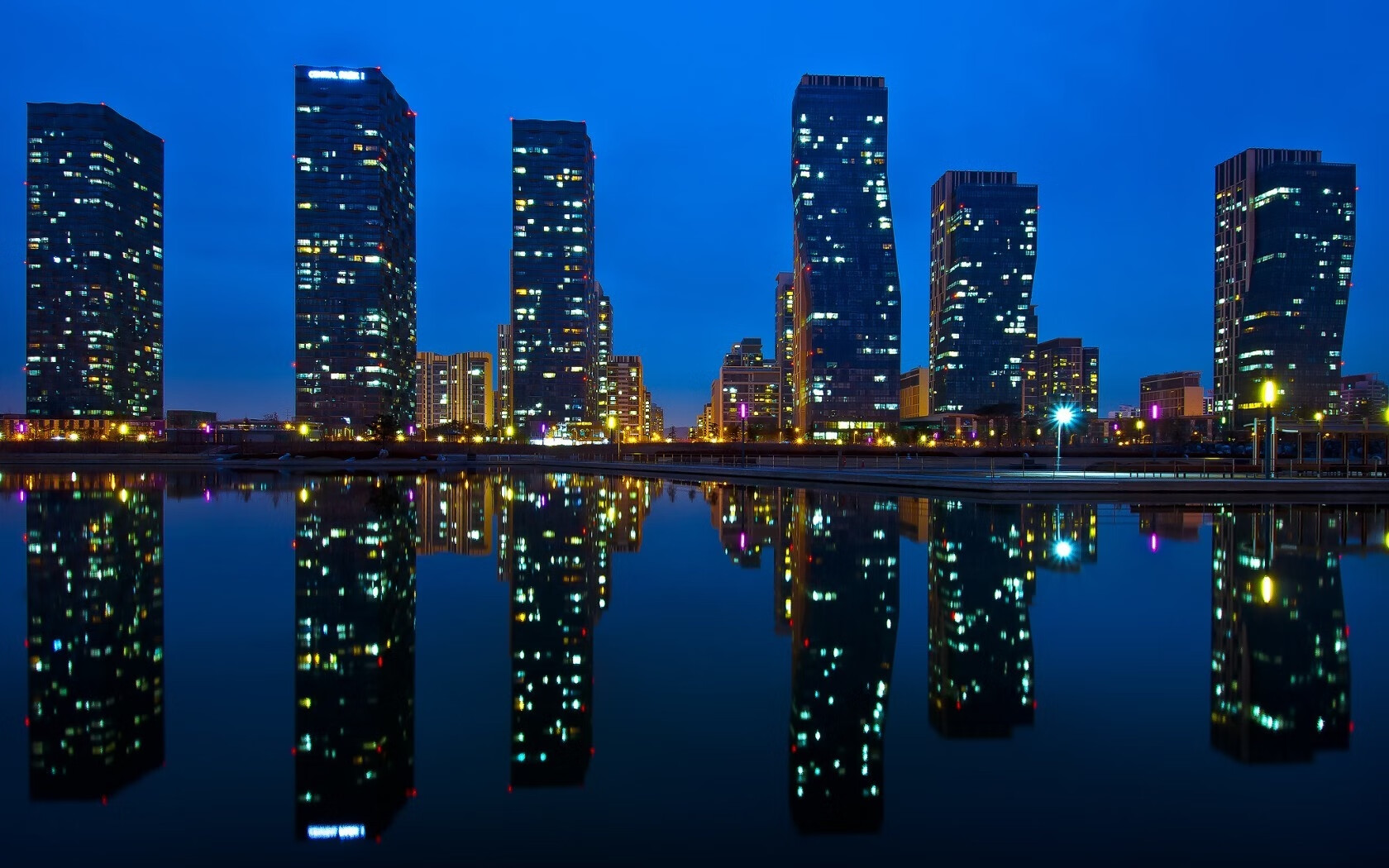 开云APP-国际邀请赛爆冷，浙江队稳稳拿下湖人，德罗赞成为关键先生