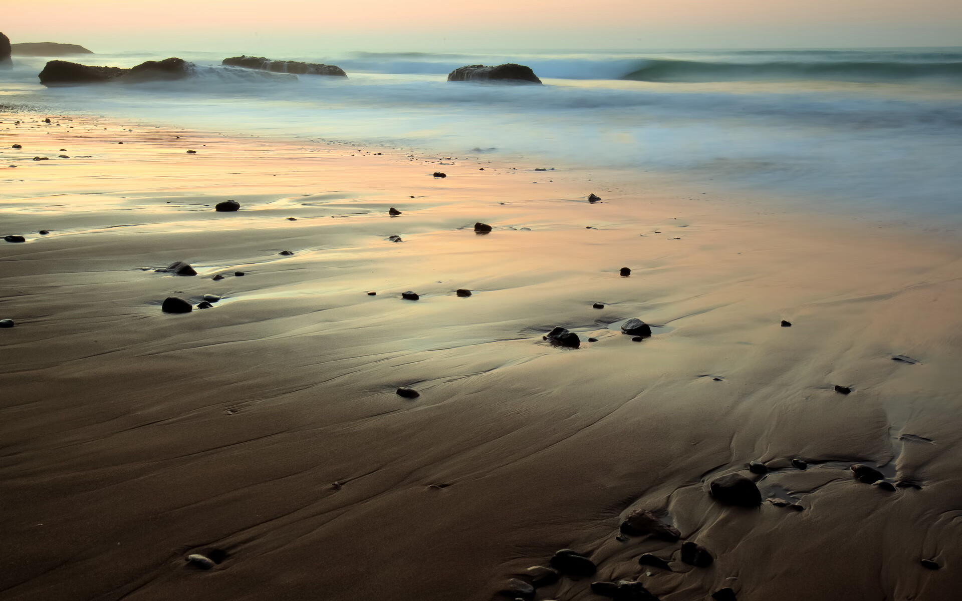 开云体育APP下载-瑞典冰刃刺破爱尔兰飓风，F1史诗级争冠战的北欧终章