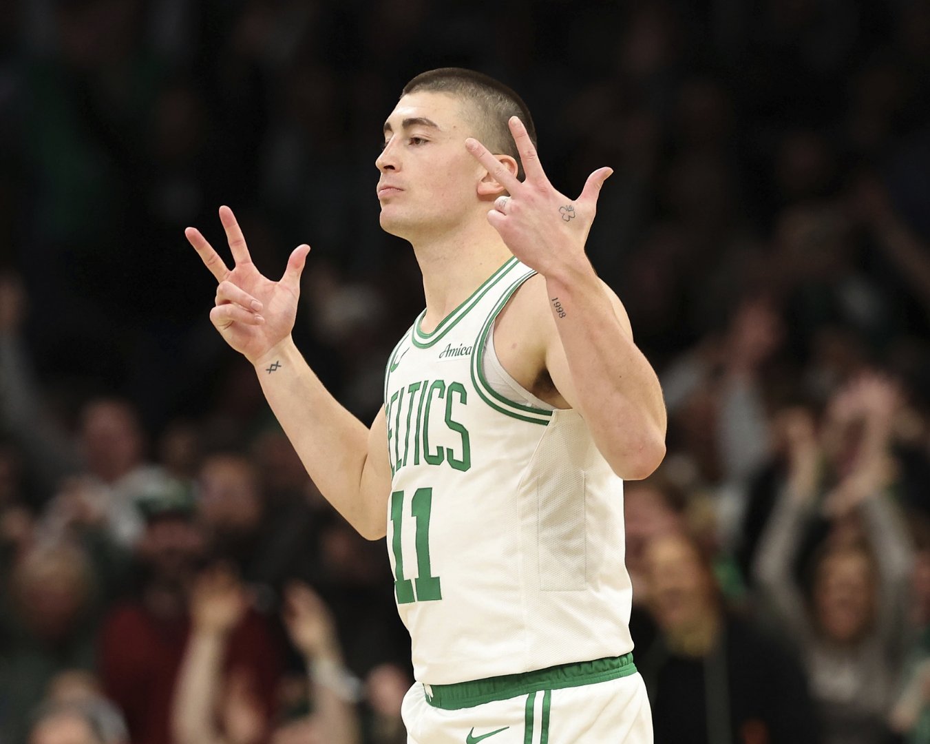 开云体育官网-马刺强势拿下掘金,范弗利特成为关键先生